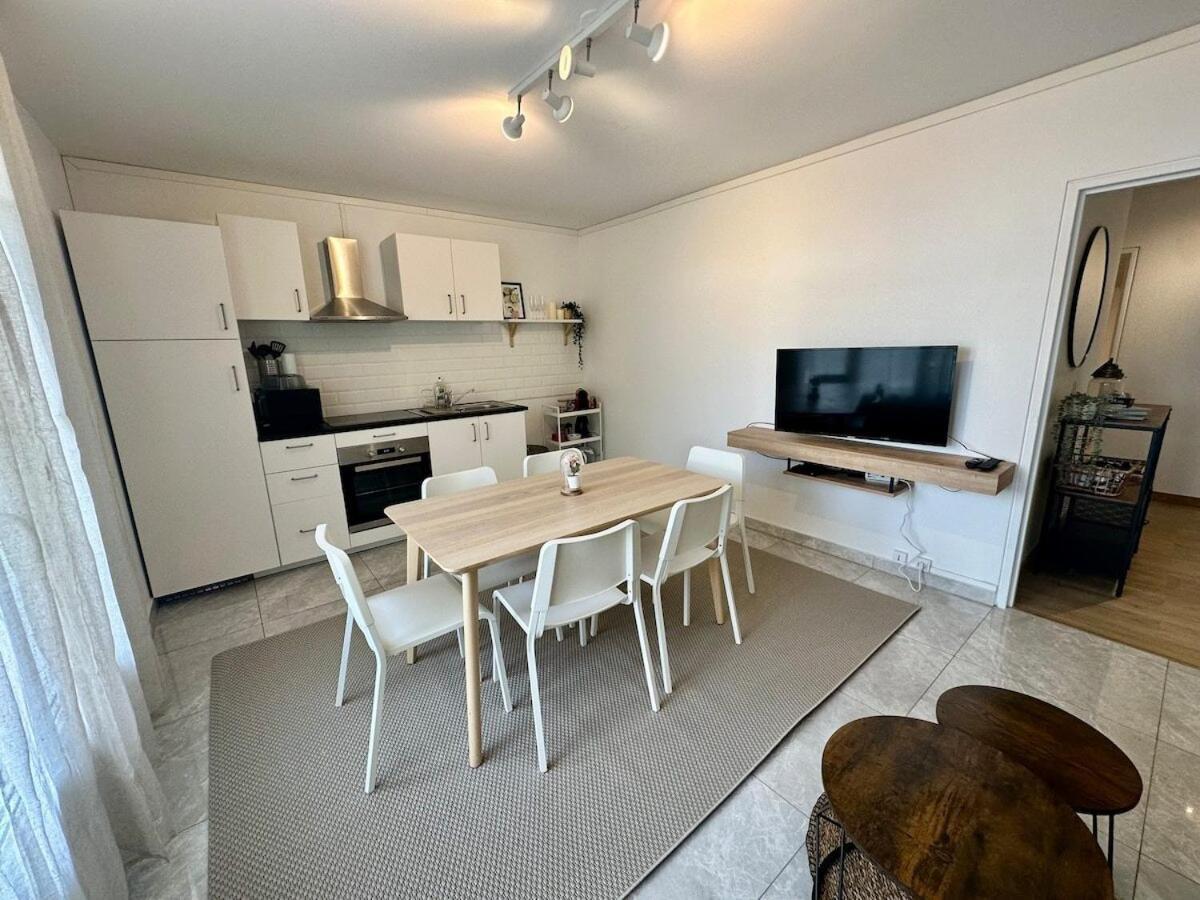 Au Coeur Du Quartier Taittinger Apartment Reims Ngoại thất bức ảnh