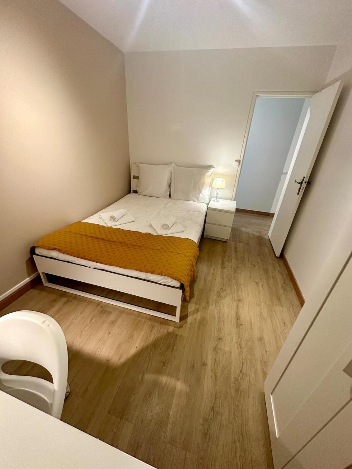 Au Coeur Du Quartier Taittinger Apartment Reims Ngoại thất bức ảnh